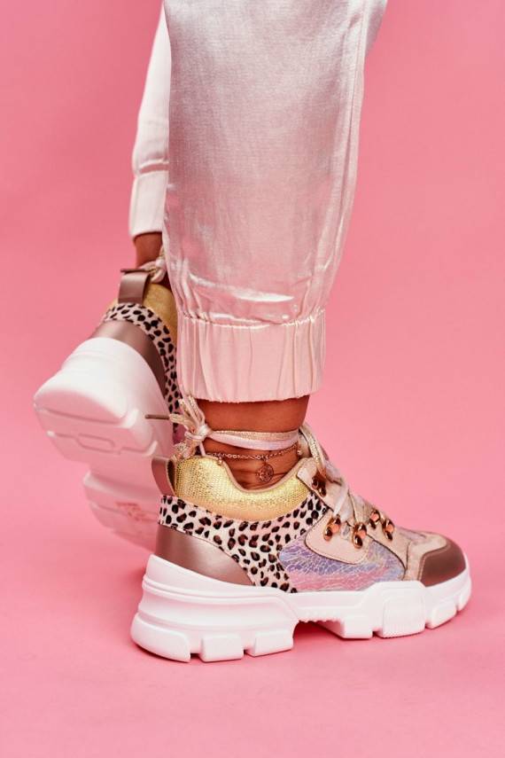 Sportiska stila Sieviešu apavi Sneakers modeļa apavi Totally Crazy