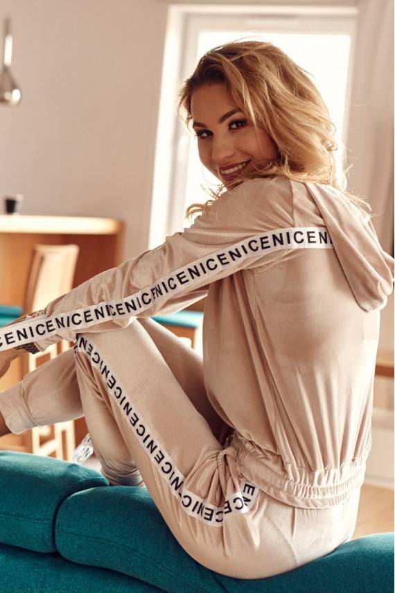 Sieviešu treniņtērps DD_32650_BEIGE