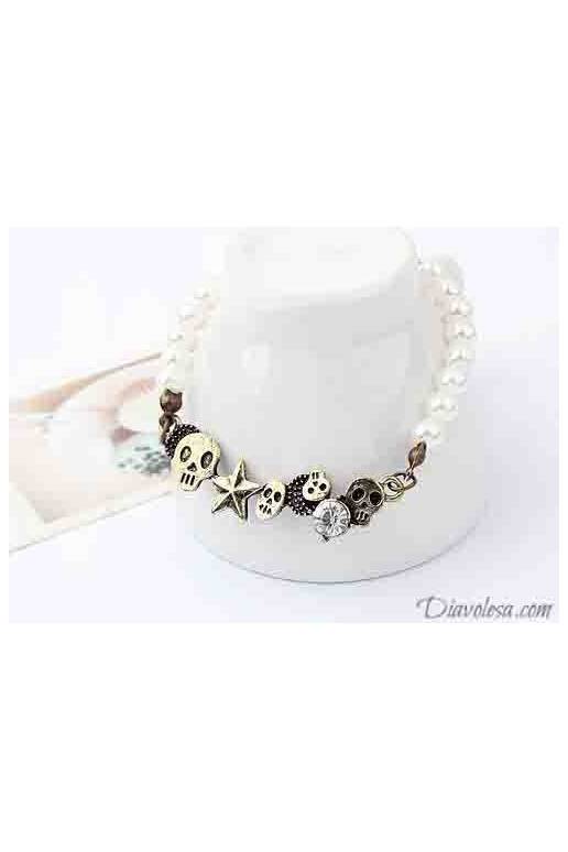 APROCE "White Spells" APROCE "White Spells"