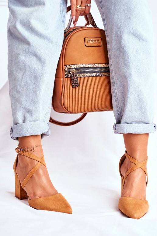 Augstpapēžu kurpes Apavi ar spicu purngalu brūnas krāsas Traffic Augstpapēžu kurpes Apavi ar spicu purngalu brūnas krāsas Traffic