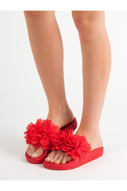 Sarkanas krāsas Čības ar puķītēm...