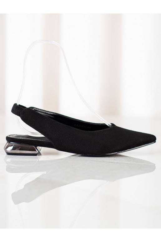 Ievelkami melnas krāsas Kurpes  Ievelkami melnas krāsas Kurpes