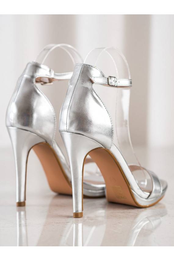 Klasiska modeļa sandales ar plāniem papēžiem 