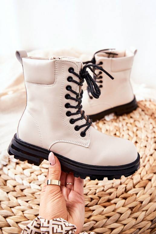 Klasiska modeļa Bērnu apavi ar rāvējslēdzējiem smilšu krāsas Clarika Klasiska modeļa Bērnu apavi ar rāvējslēdzējiem smilšu krāsas Clarika