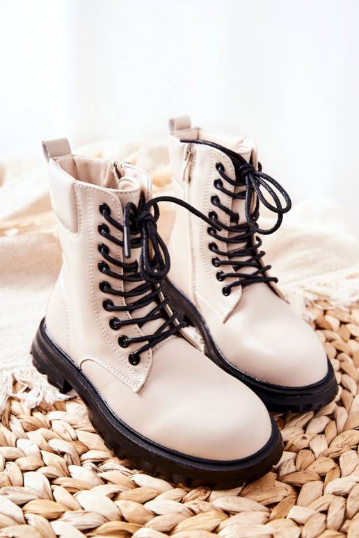 Klasiska modeļa Bērnu apavi ar rāvējslēdzējiem smilšu krāsas Clarika Klasiska modeļa Bērnu apavi ar rāvējslēdzējiem smilšu krāsas Clarika