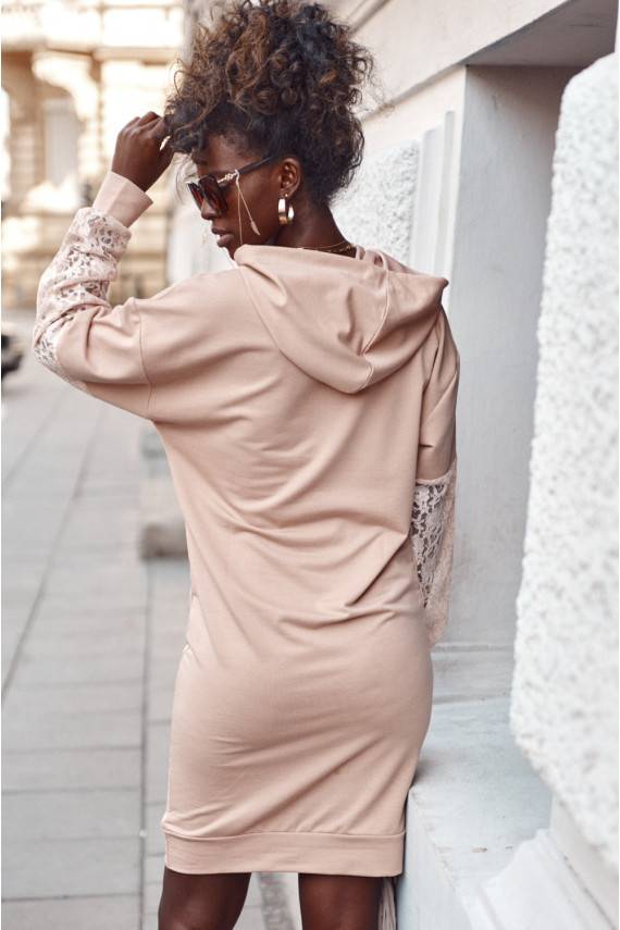 Kokvilnas kleita ar gipura piedurknēm smilškrāsas FI651