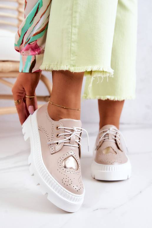   apavi ar sirsniņām smilšu krāsas Curtis