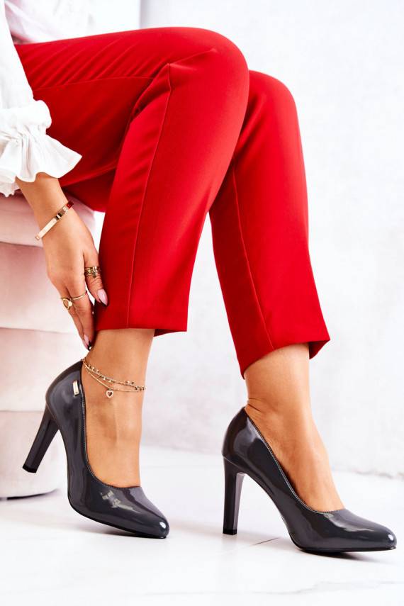 Kurpes   Laque ar papēdi pelēkas krāsas Campbell