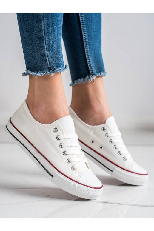 Klasiska modeļa Baltas krāsas brīvā laika apavi