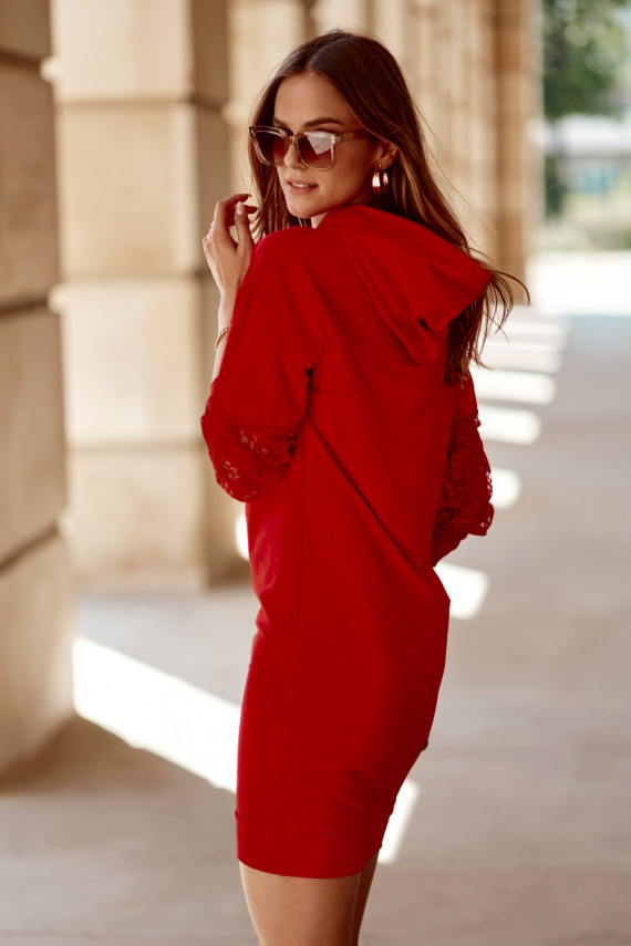 Kokvilnas kleita  ar gipura piedurknēm sarkans