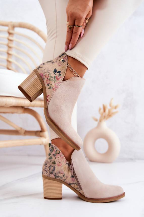 Sieviešu puszābaki  ar papēdi  Ziloņkaula krāsas 04492