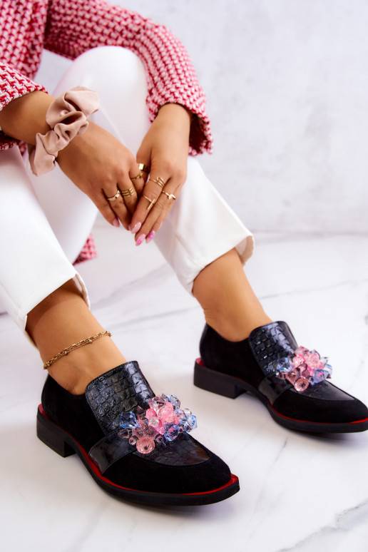 zamšādas apavi ar ornamentiem -sarkanas krāsas Davine