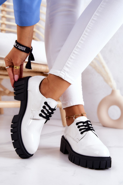 Stilīgasrnas Laque apavi La.Fi baltas krāsas Hallie