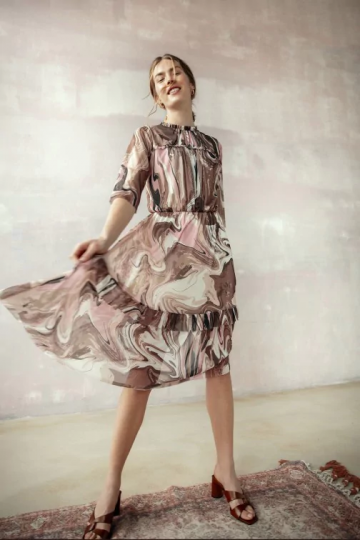 Marga viegli rudens kleita...