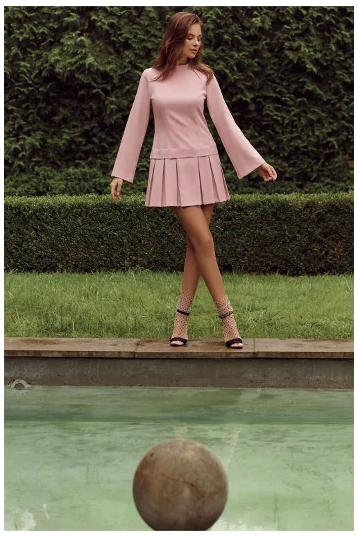 Kokteiļkleita rozā krāsā no Makover