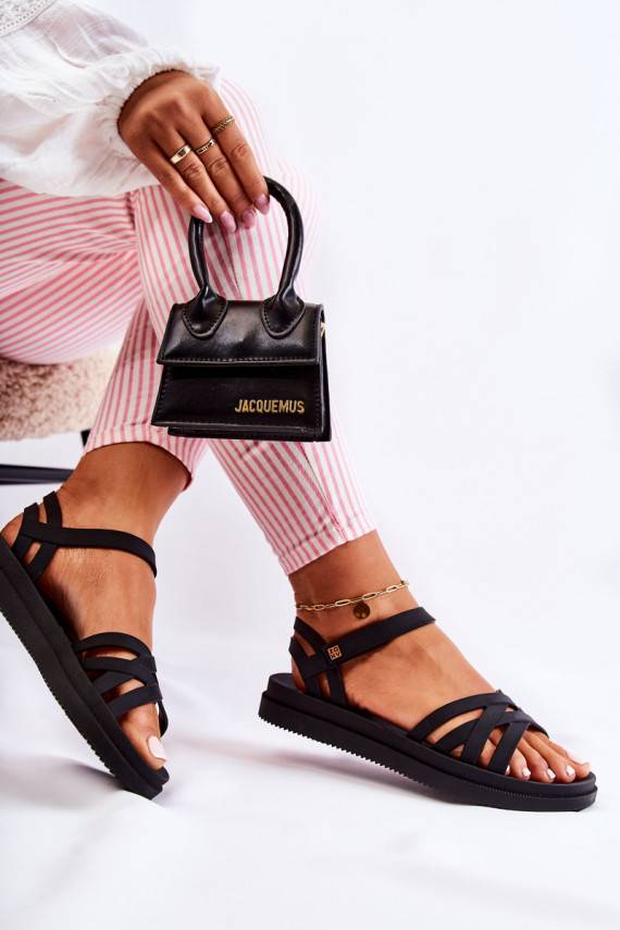 Pachnące Sieviešu basenes ar lipīgām aizdarēm  JJ285068 melnas krāsas