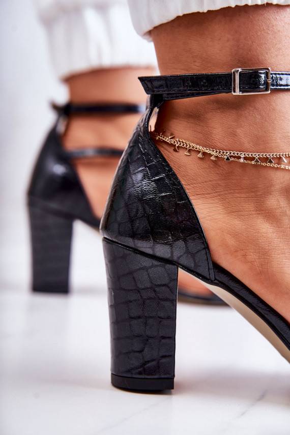   Sieviešu basenes  ar mirdzumu melnas krāsas Ramona