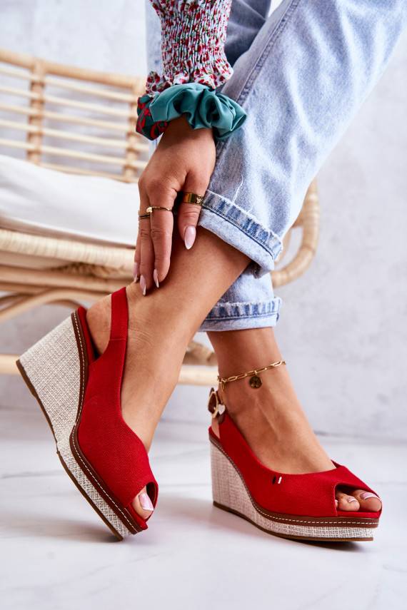   Ērtas basenes ar sprādzītēm sarkanas krāsas Thallas