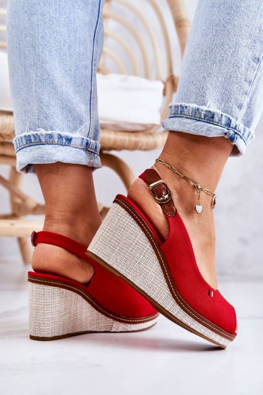   Ērtas basenes ar sprādzītēm sarkanas krāsas Thallas