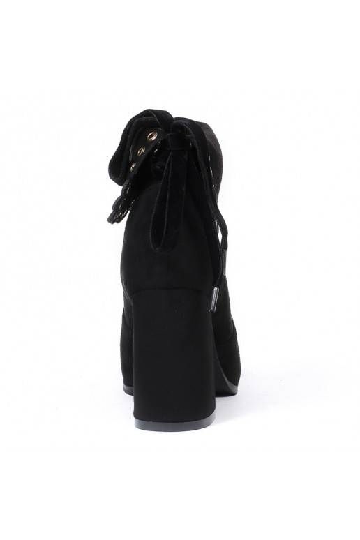 Melns Seastar zābaki M268B