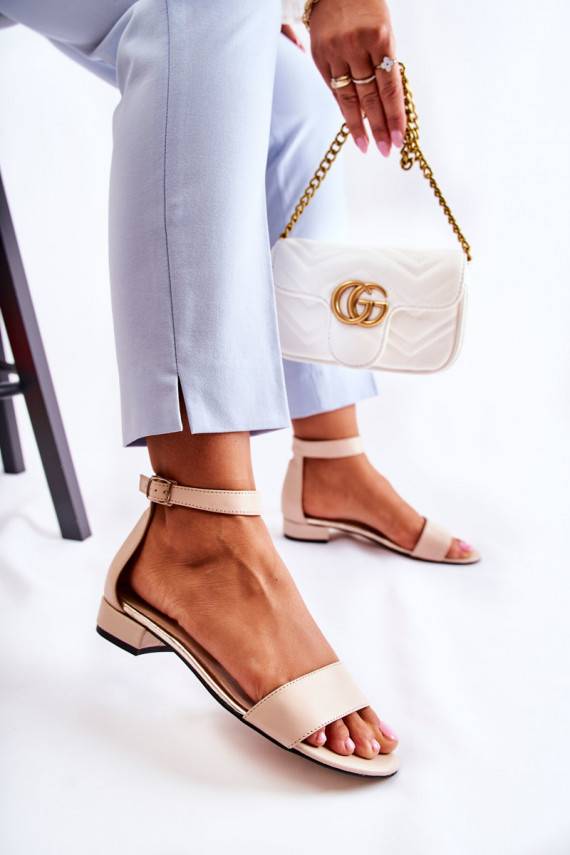     sandales smilšu krāsas Shanley