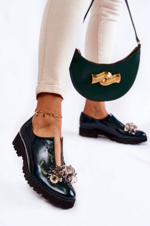 Eleganta stila Laque apavi ar ornamentiem haki krāsas Cindy 