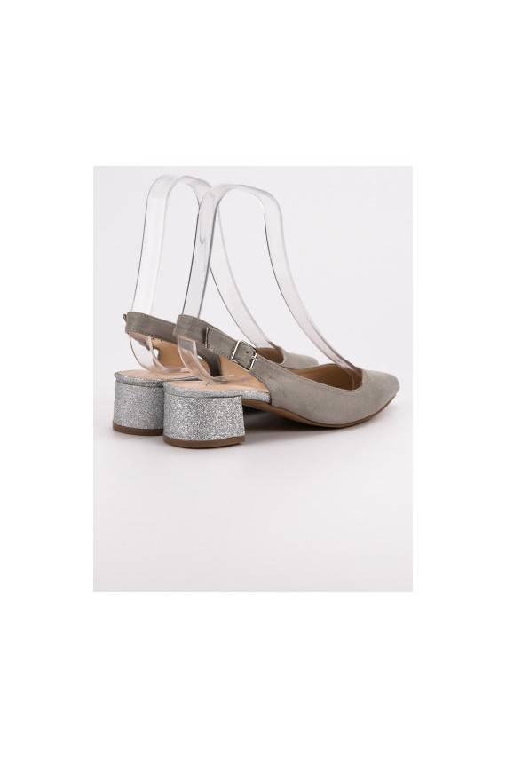 Kurpes ar spīdīgiem papēžiem YL381G