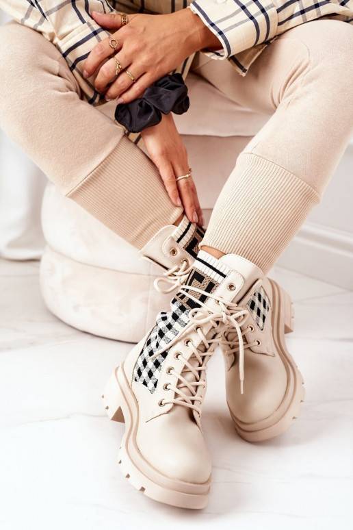 zābaki  smilšu krāsas Love Story zābaki  smilšu krāsas Love Story