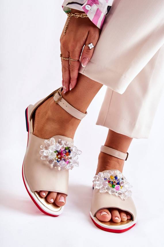     sandales ar ornamentiem smilšu krāsas Nevassa