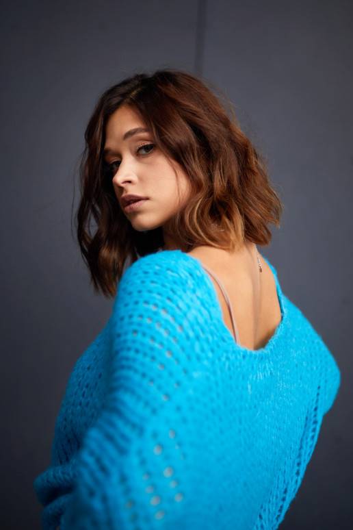 oversize džemperis  02200  oversize džemperis  02200