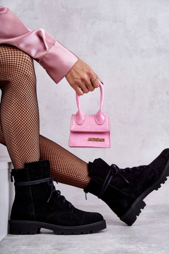 zamšādas Sieviešu puszābaki ar rāvējslēdzējiem Nicole 2754 melnas krāsas