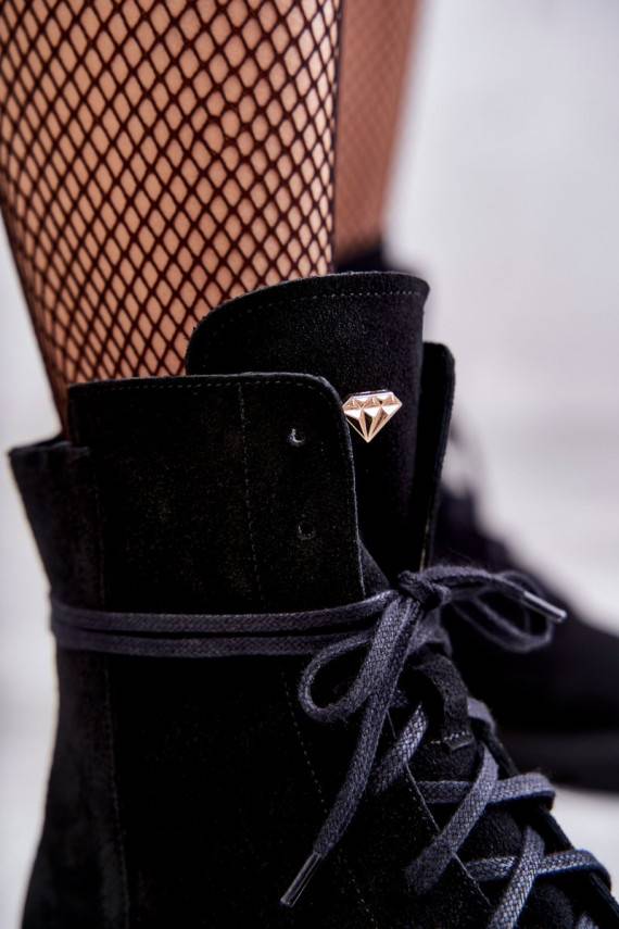 zamšādas Sieviešu puszābaki ar rāvējslēdzējiem Nicole 2754 melnas krāsas