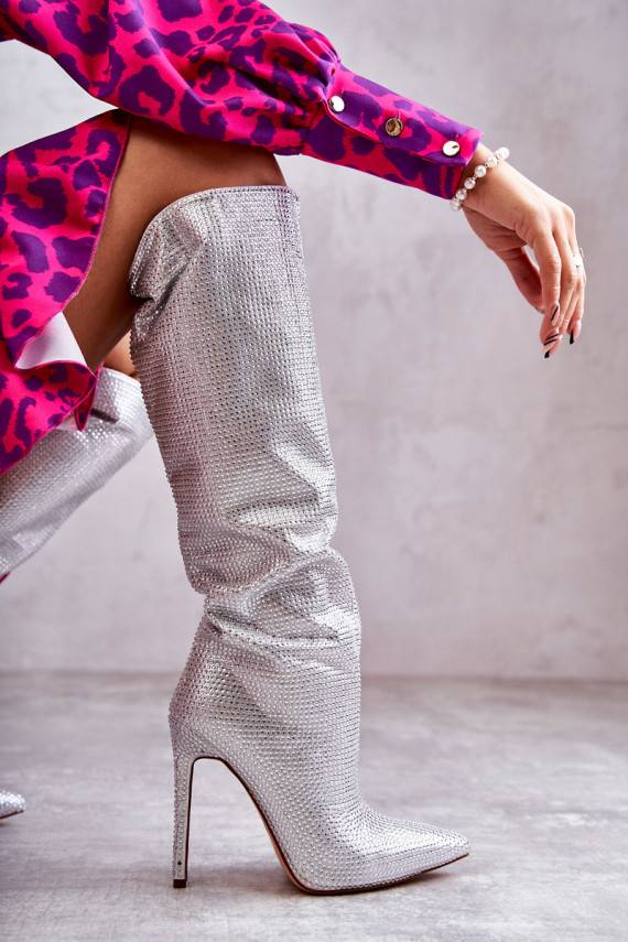 Stilīgasrnas garie zābaki ar papēdi ar mirdzošiem spīdumiņiem Sudraba krāsas Lovisa