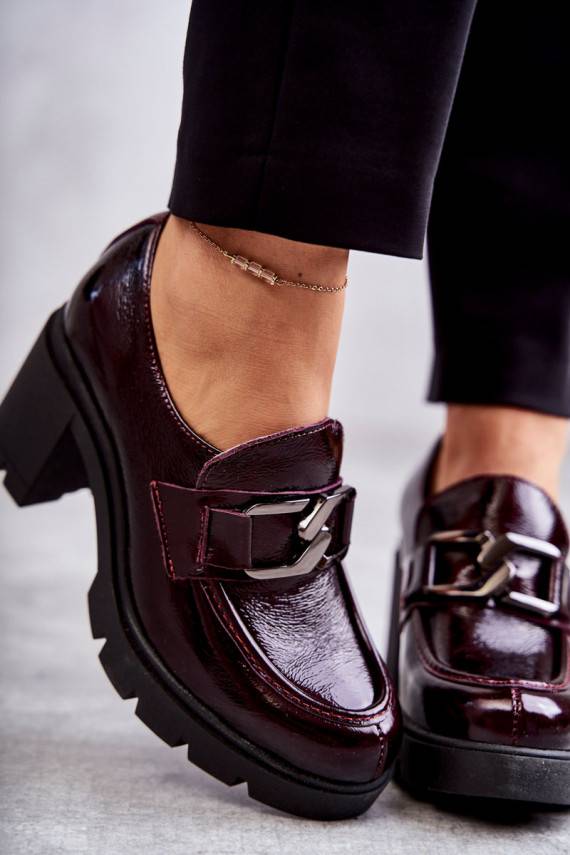 Eleganta stila apavi ar papēdi Ze Srebrną Ozdobą bordo krāsas Harmell