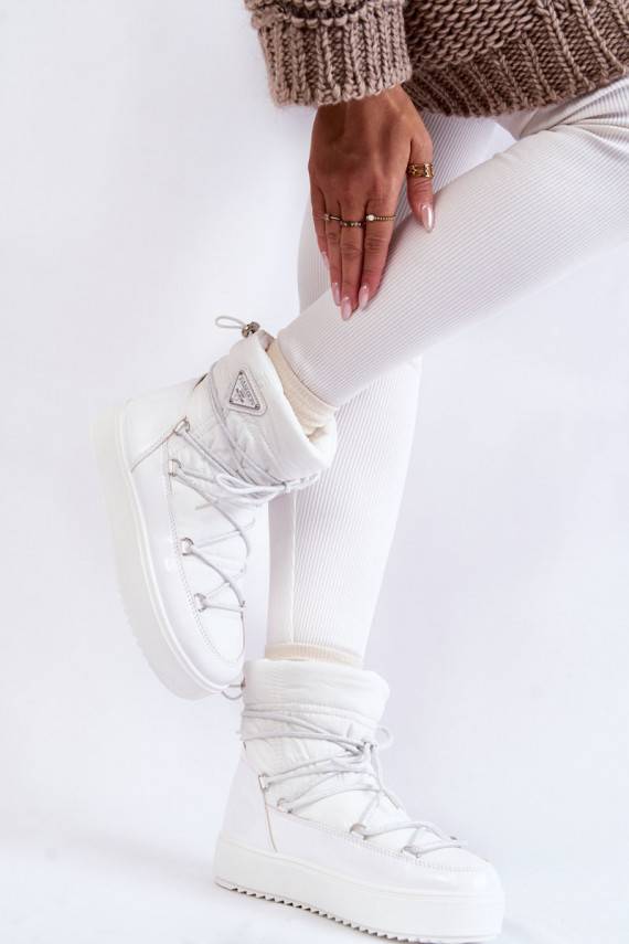   Stilīgasrnas sniega apavi šņorējami baltas krāsas Carrios