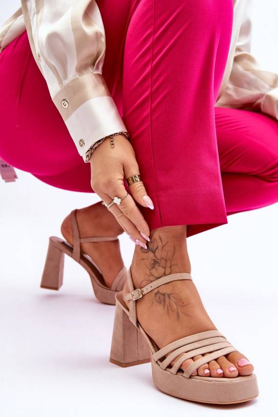   Zamšādas basenes ar papēdi  smilšu krāsas Verda