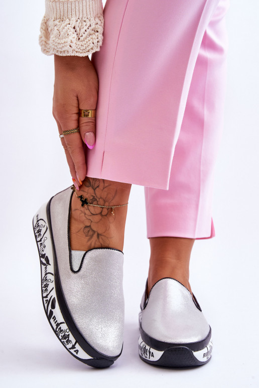 Stilīgi sporta apavi no dabīgas ādas Slip-On Sudraba krāsas Ottavia